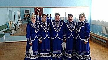 Пошив костюмов для Милютинского казачьего хора.